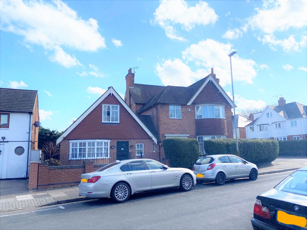 Roundhill Road, Leicester LE5  