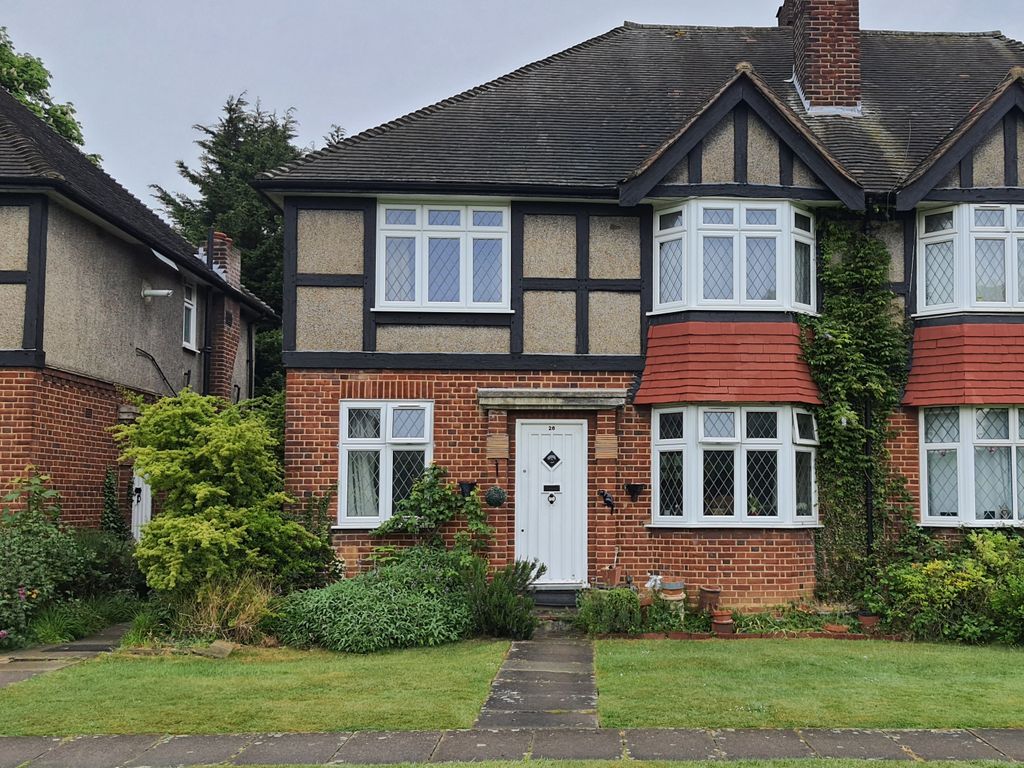 Tregenna Close, Oakwood N14