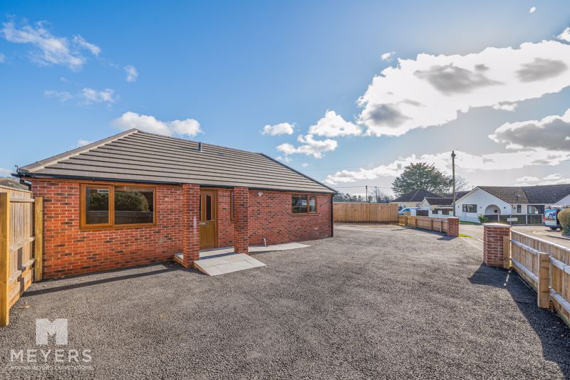 3 bed detached bungalow for sale in Stapehill Crescent, Wimborne BH21