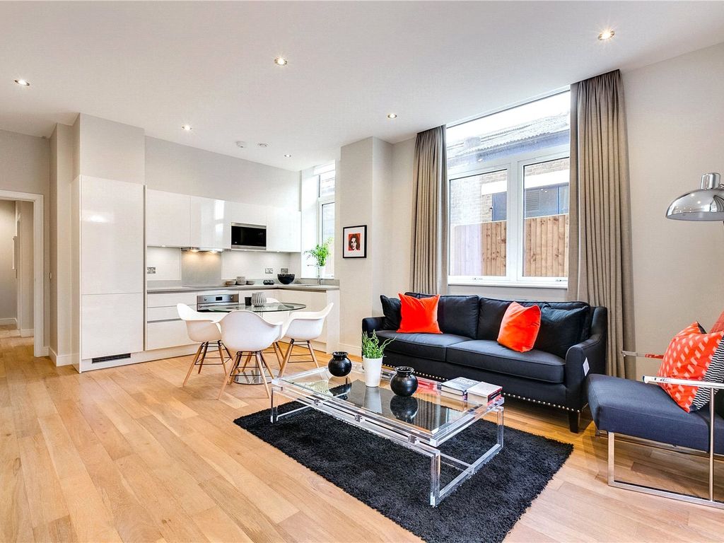 1 bed flat for sale in Fraser Road, Perivale, Greenford UB6, £300,000