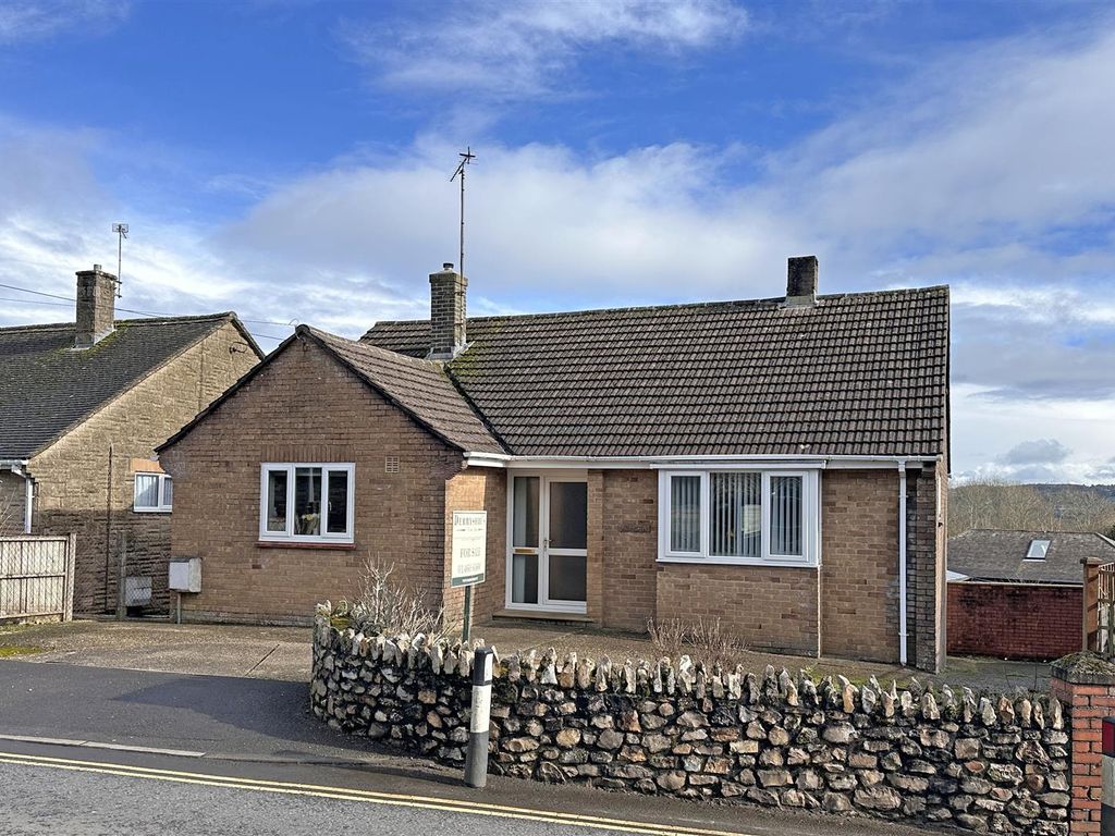 2 bed detached bungalow for sale in Crimchard, Chard TA20, £274,000