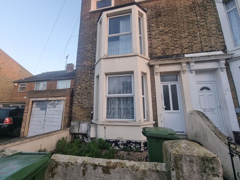 1 bed flat to rent in Alma Road, Sheerness ME12 Zoopla