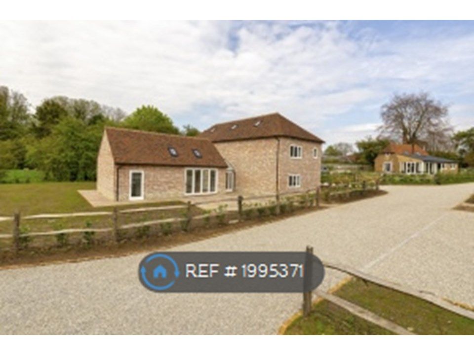 6 bed detached house to rent in Farleigh Hill, Maidstone ME15, £4,250