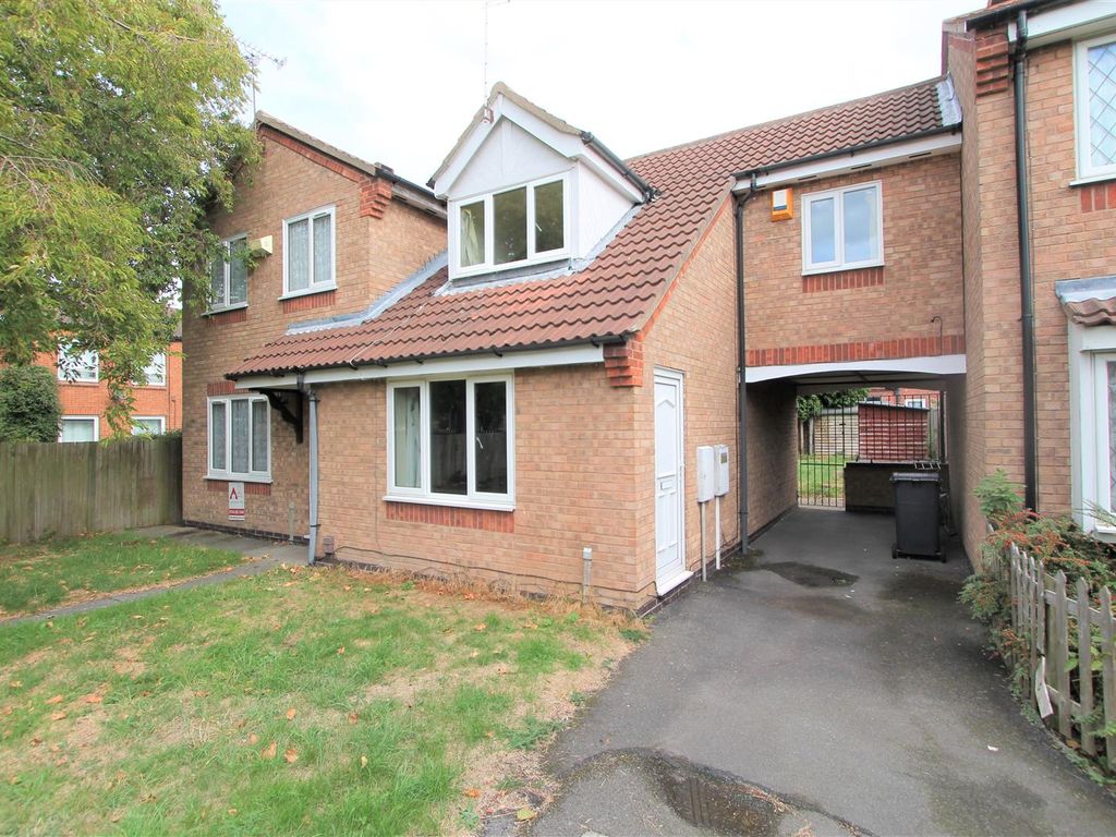 Larchwood Close, West Knighton, Leicester LE2  