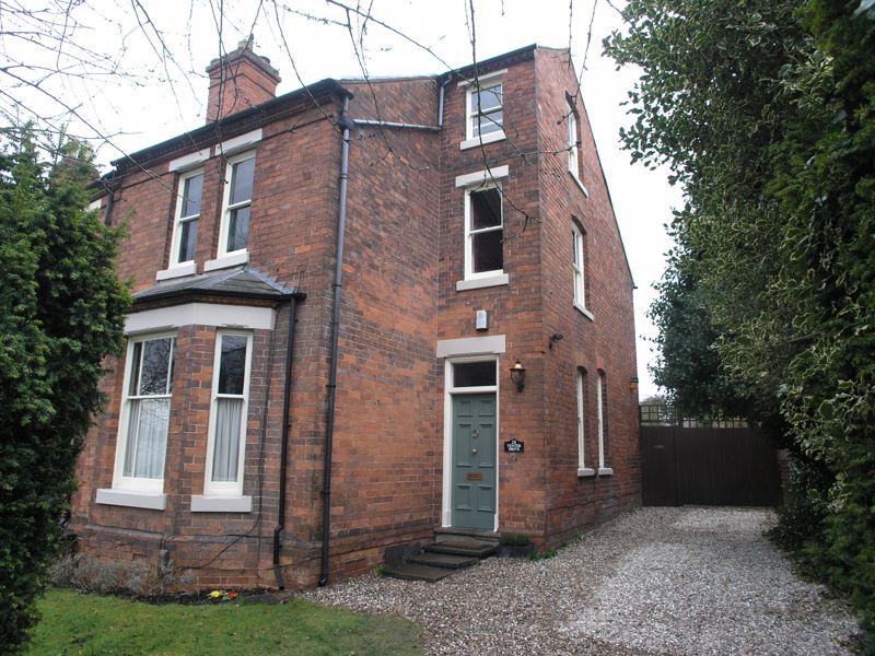 4 bed terraced house for sale in Tenter Drive, Halesowen B63 Zoopla