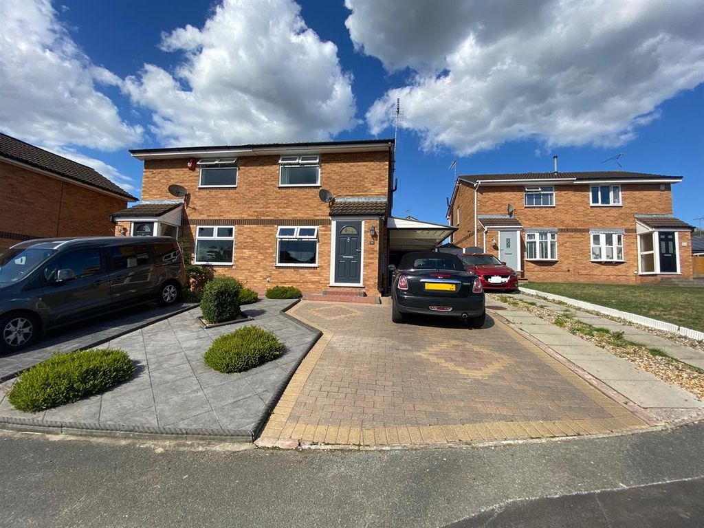 2 bed semidetached house for sale in Kinloch Close, Crewe CW1 Zoopla