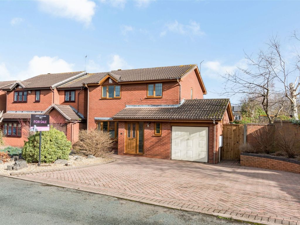 4 bed detached house for sale in Trenance Close, Boley Park, Lichfield