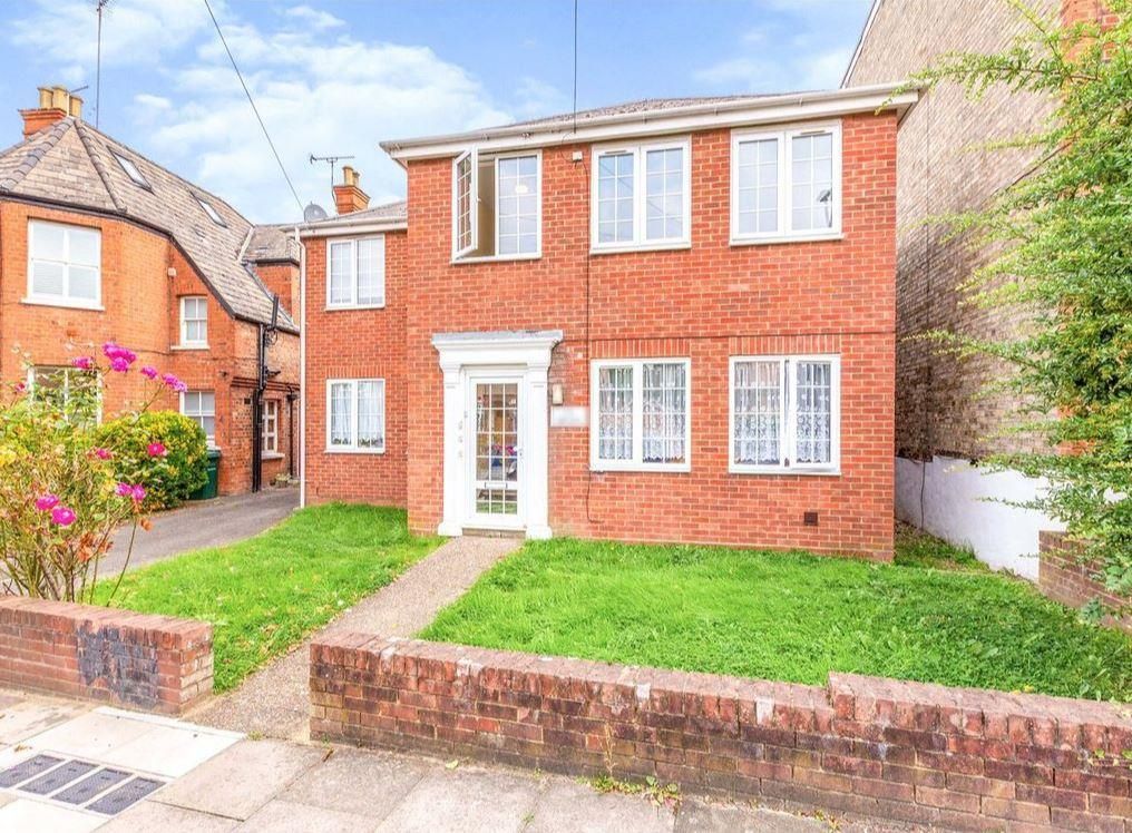 Hartland Road, London N11  