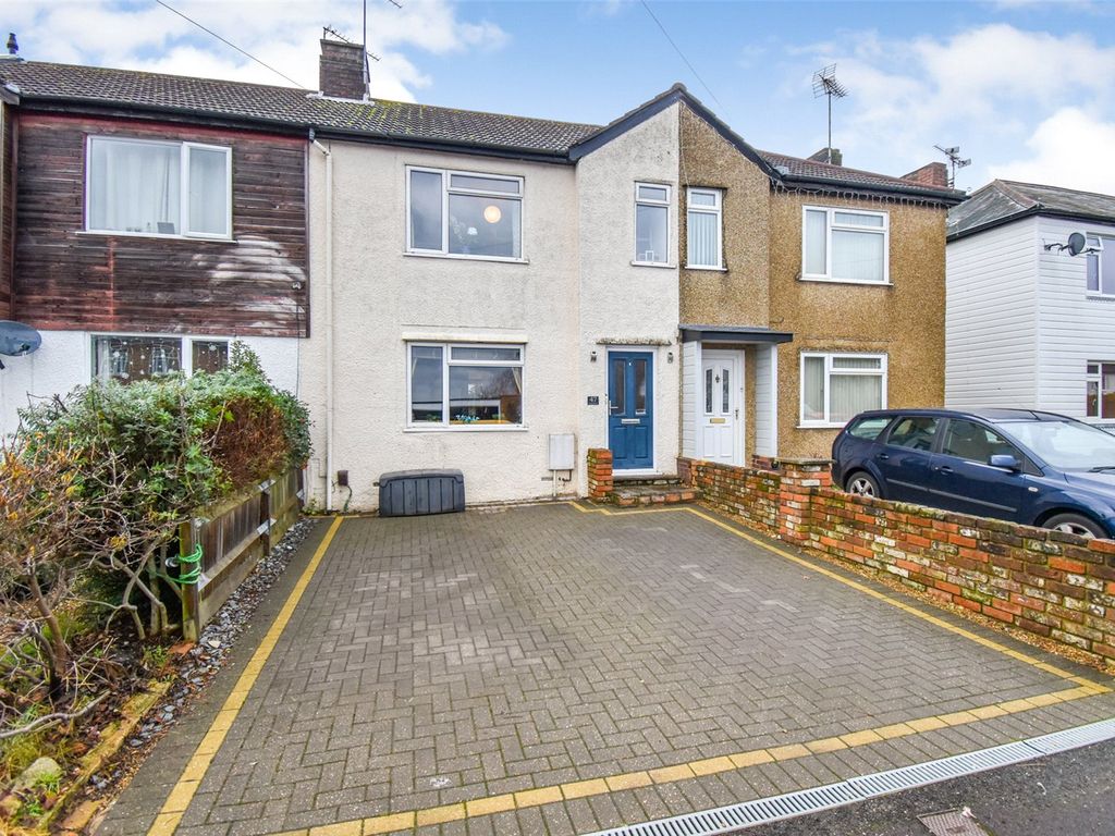 3 bed terraced house for sale in Haig Road, Aldershot, Hampshire GU12, £350,000 Zoopla