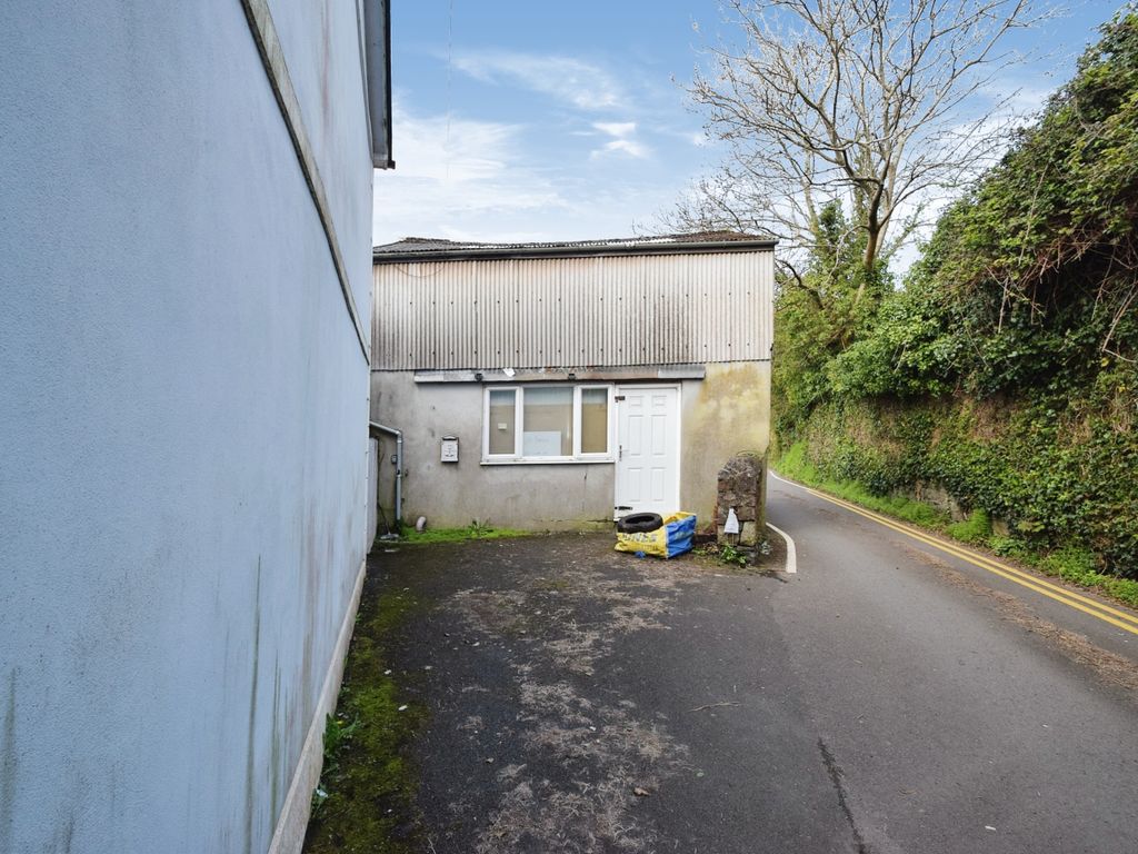 Detached house for sale in Castle Road, Mumbles, Abertawe, Castle Road SA3, £170,000 Zoopla