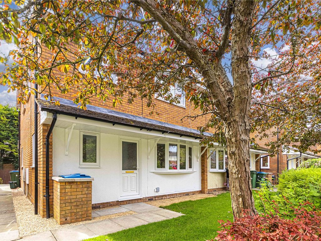 2 bed detached house for sale in Waterside, Edlesborough