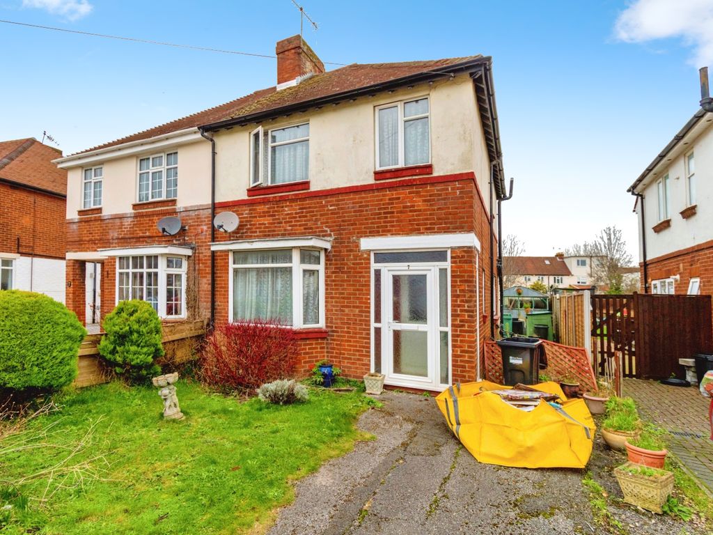 3 bed semidetached house for sale in Treeside Avenue, Totton