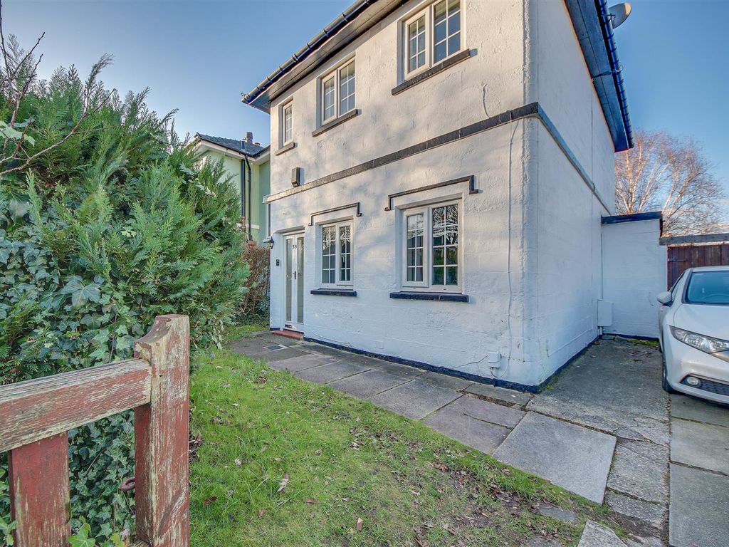 3 bed semidetached house for sale in Haig Avenue, Southport PR8, £