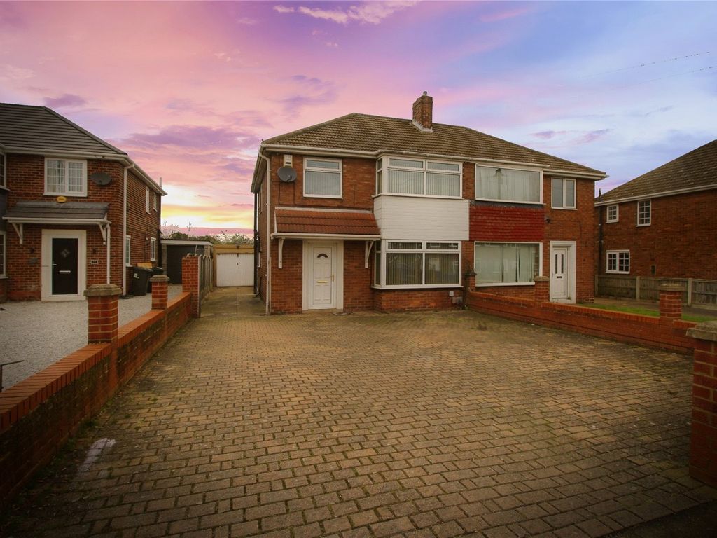 3 bed semidetached house for sale in Kelso Drive, Warmsworth