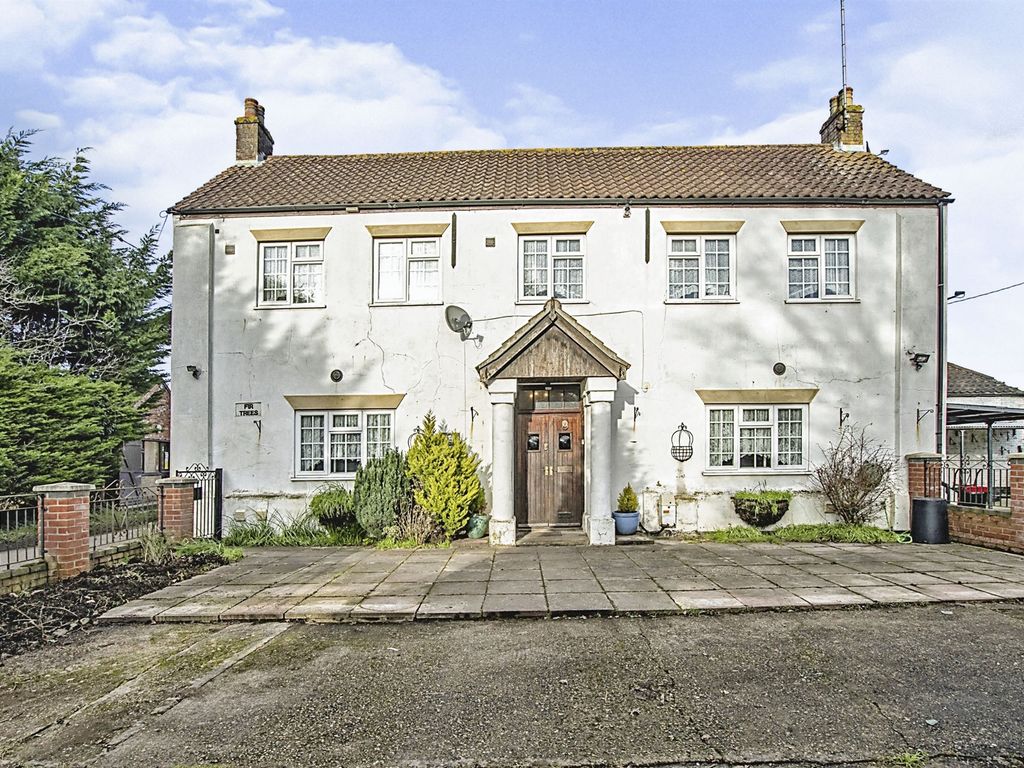 6 bed detached house for sale in Holgate Road, North Walsham NR28 Zoopla