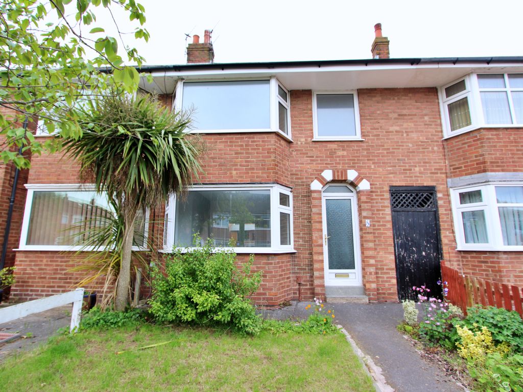 3 bed semidetached house to rent in Fernleigh Close, Bispham