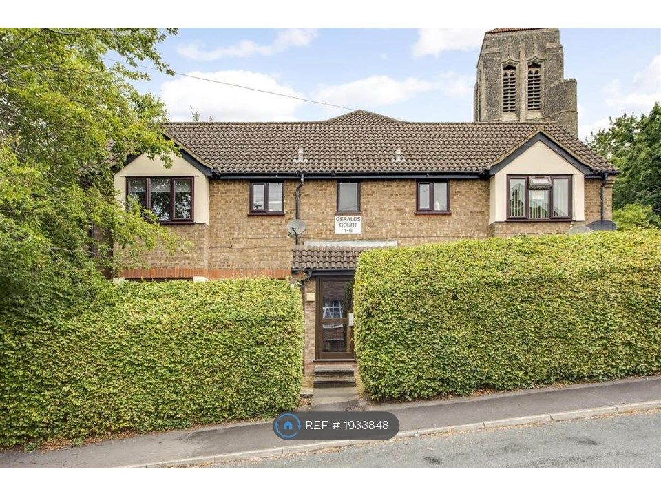 1 bed flat to rent in Geralds Road, High HP13, £1,100 pcm Zoopla