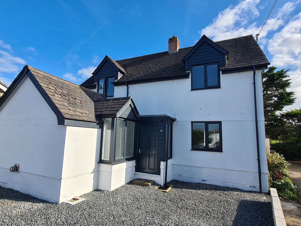 3 bed detached house for sale in Treskerby, Redruth TR15, £362,500 Zoopla