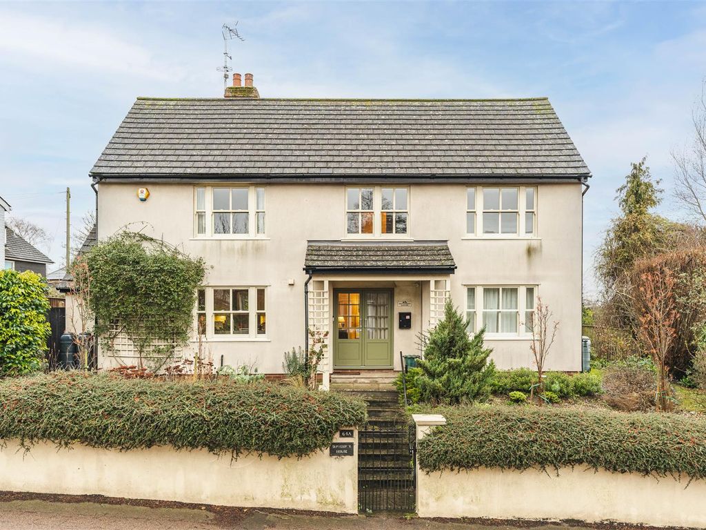 4 bed detached house for sale in Debden Road, Saffron Walden CB11, £