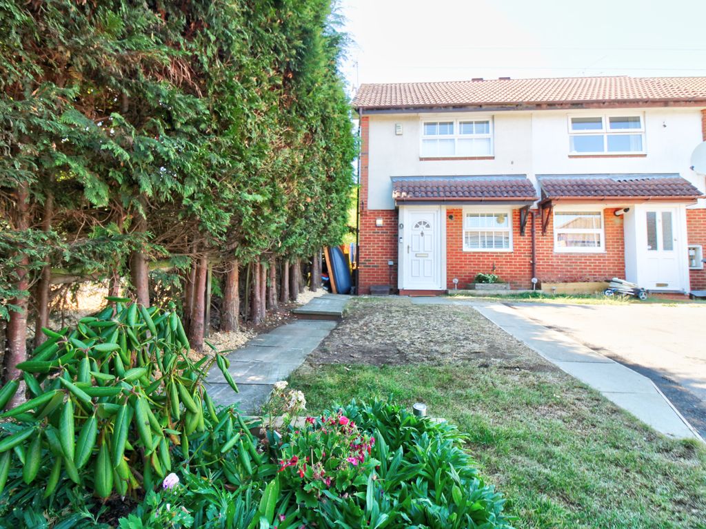 2 bed end terrace house for sale in Whitehaven, Luton LU3 Zoopla