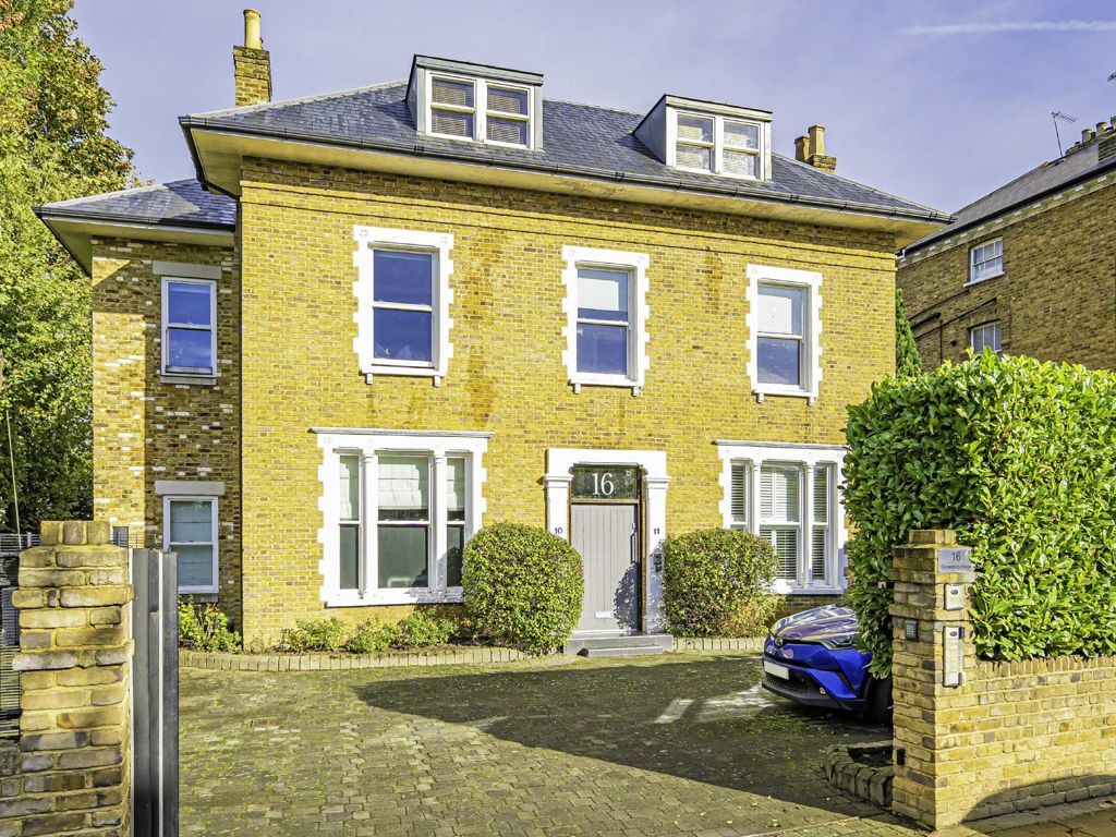 1 bed flat for sale in Hampton Road, Teddington TW11, £375,000 Zoopla