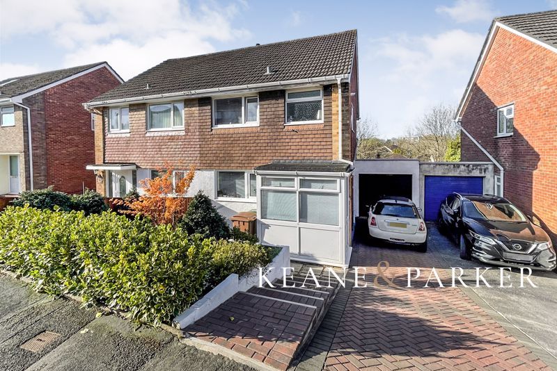 3 bed semidetached house for sale in Highclere Gardens, Widewell