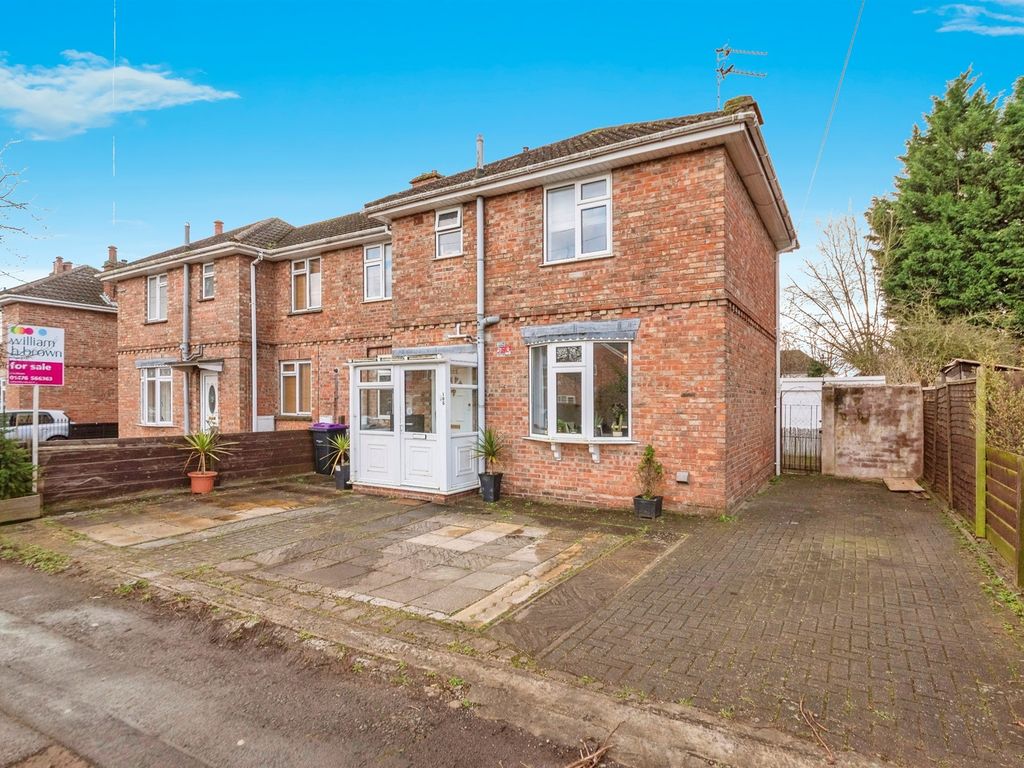 3 bed end terrace house for sale in Dysart Road, Grantham NG31, £190,000 Zoopla
