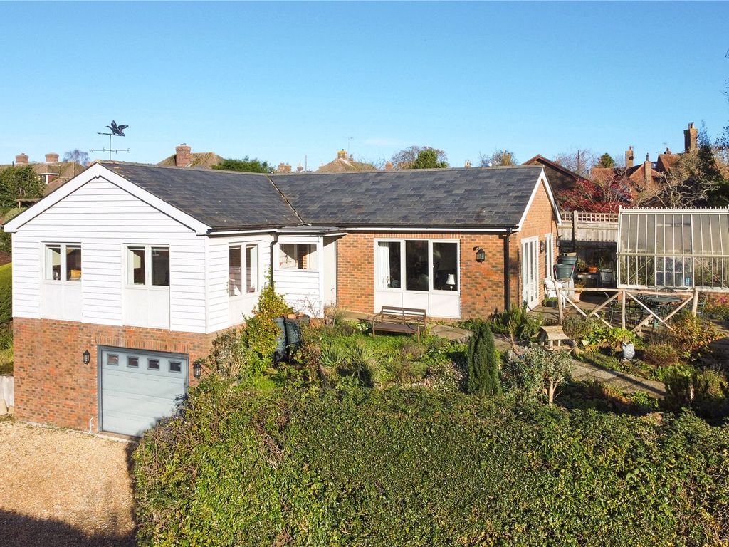 4 bed detached house for sale in Rose Hill, Ticehurst, East Sussex TN5