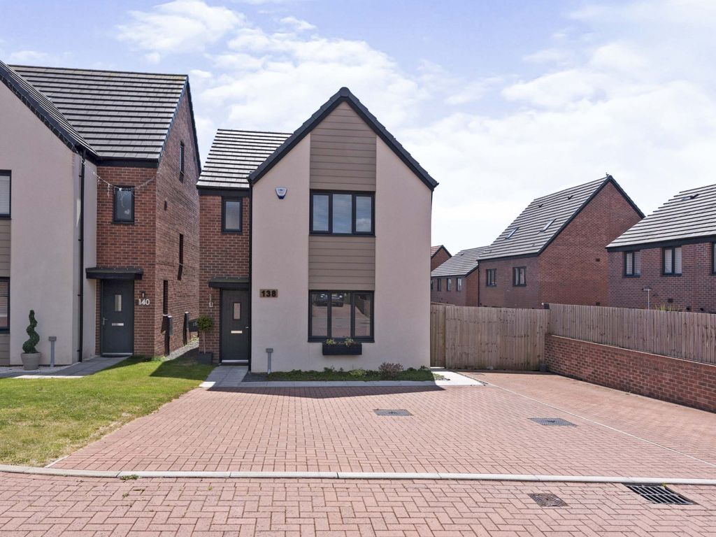 3 bed detached house to rent in Mortimer Avenue, Old St. Mellons