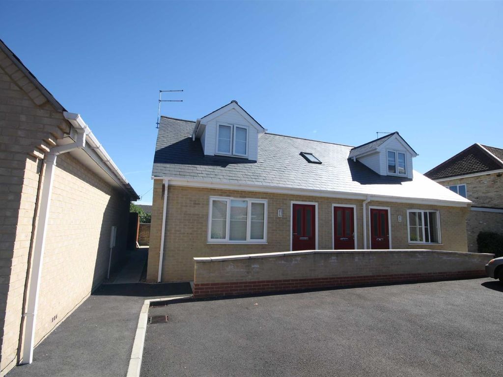 2 bed flat to rent in The Mews, Mortlock Avenue, Cambridge CB4 Zoopla