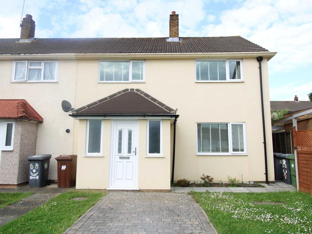 3 bed end terrace house for sale in Ashwood Road, Potters Bar EN6, £