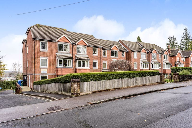 2 bed flat for sale in Heath Court, Haywards Heath RH16 Zoopla