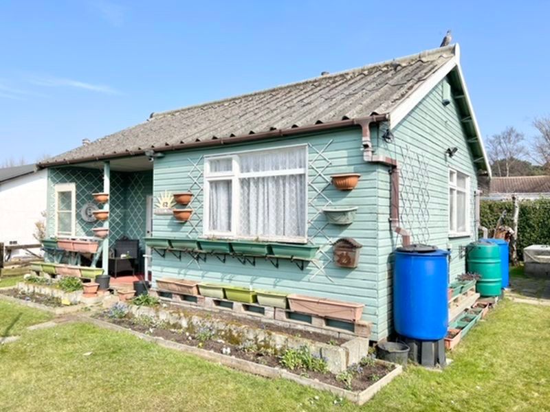 2 bed detached bungalow for sale in Humberston Fitties, Humberston