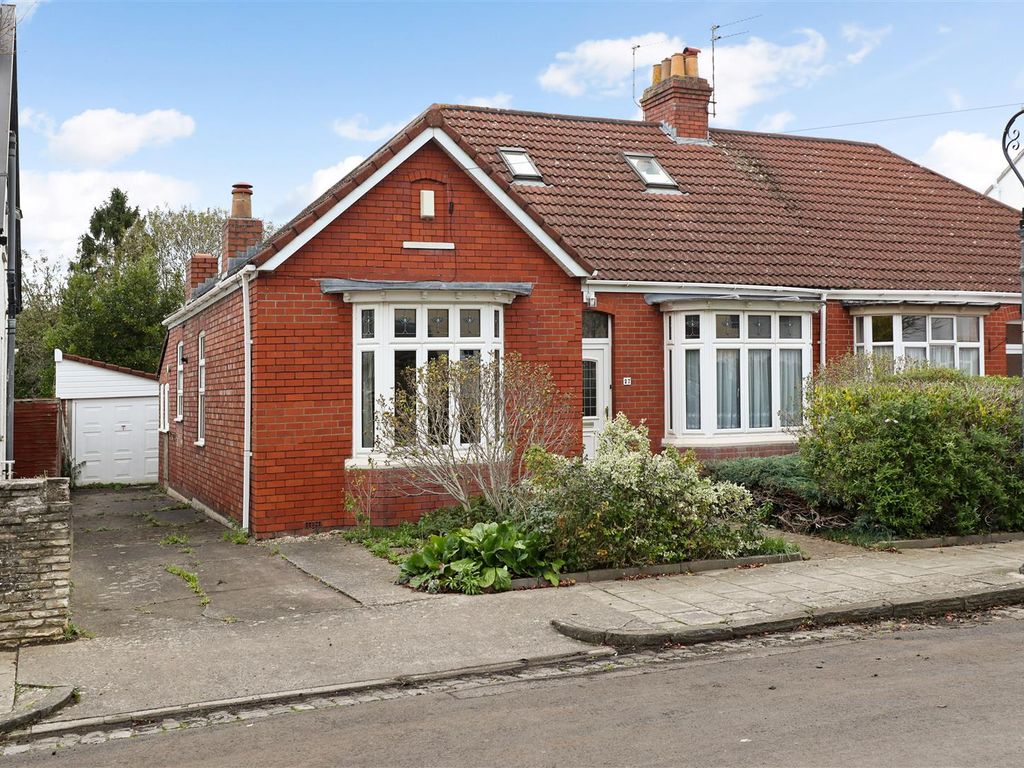 3 bed semidetached bungalow for sale in Holmes Grove, Henleaze, Bristol BS9 Zoopla
