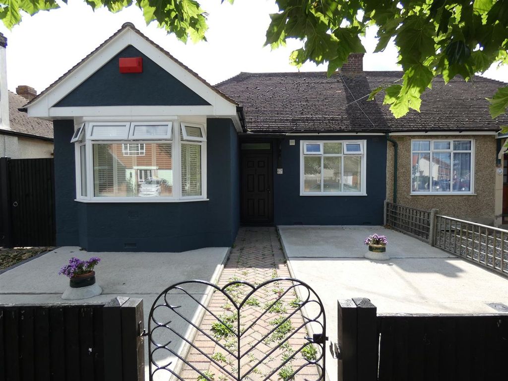 2 bed semidetached bungalow for sale in Albany Drive, Herne Bay CT6