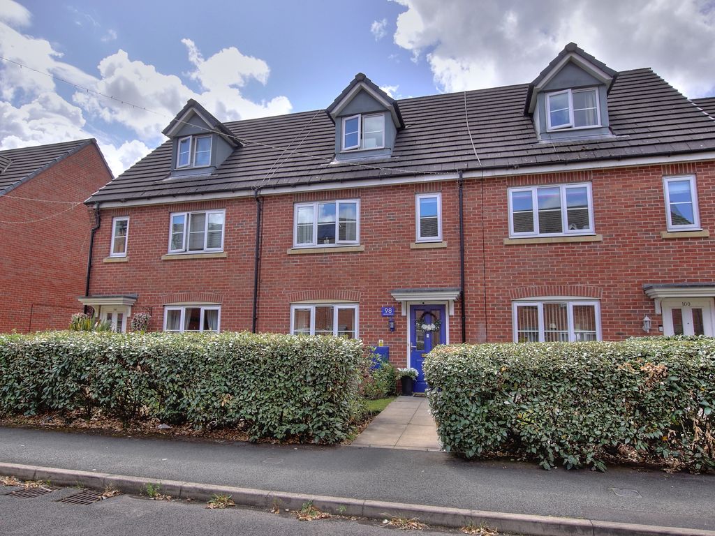 4 bed terraced house for sale in Rylands Drive, Warrington WA2 Zoopla