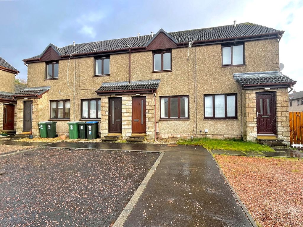 2 bed terraced house for sale in 9 Sandport Close, Kinross KY13, £