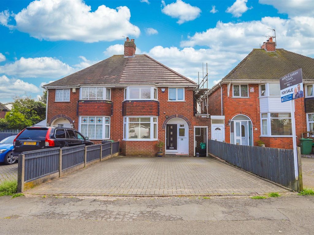 3 bed semidetached house for sale in Compton Road, Halesowen B62, £