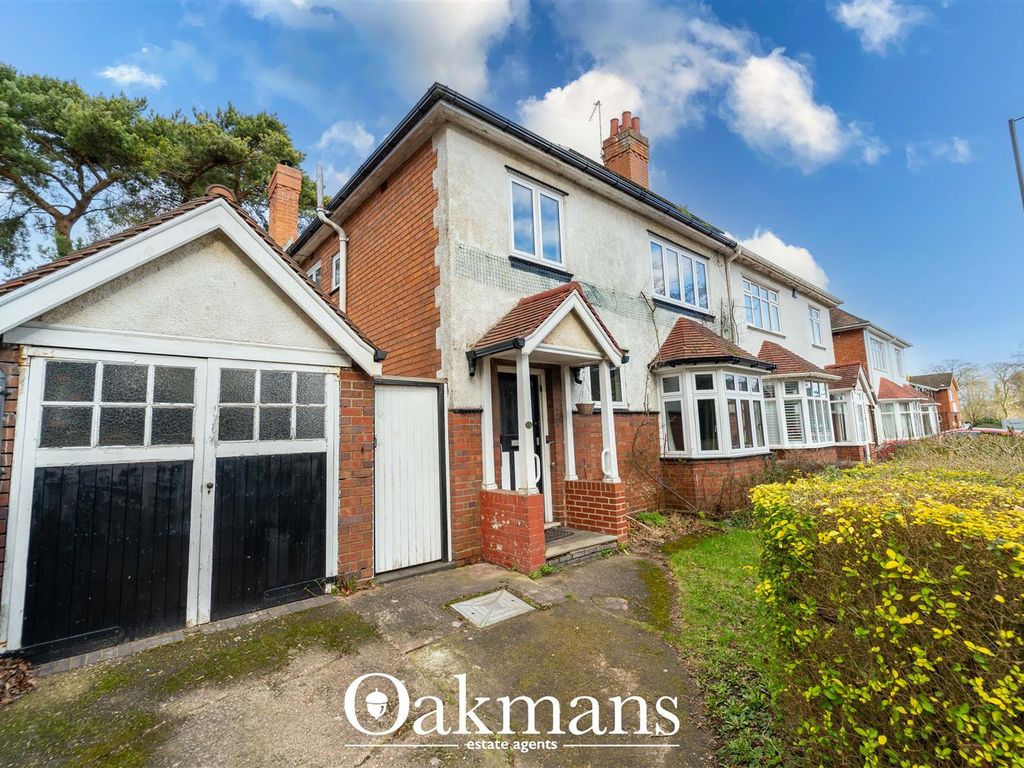 4 bed property for sale in Court Oak Road, Harborne, Birmingham B17, £