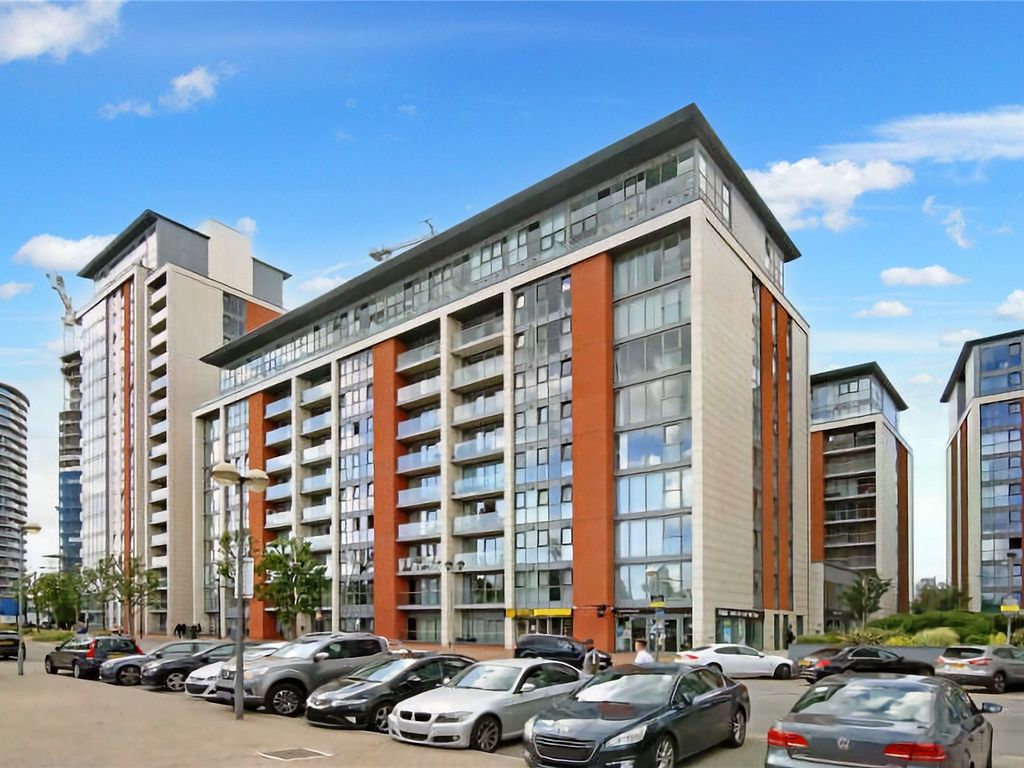 1 bed flat to rent in Adriatic Apartments, 20 Western Gateway, London