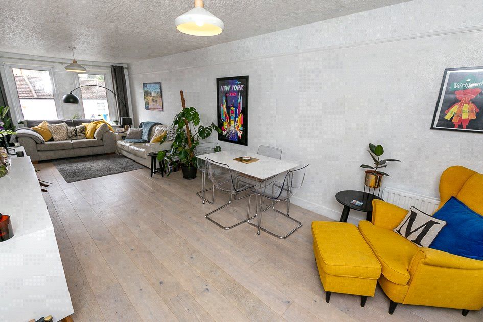 3 bed flat for sale in Godstone Road, Whyteleafe, Surrey CR3 Zoopla