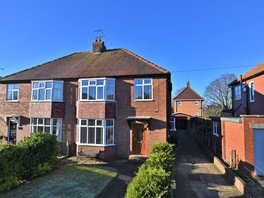 3 bed semidetached house for sale in Filey Avenue, Ripon HG4 Zoopla