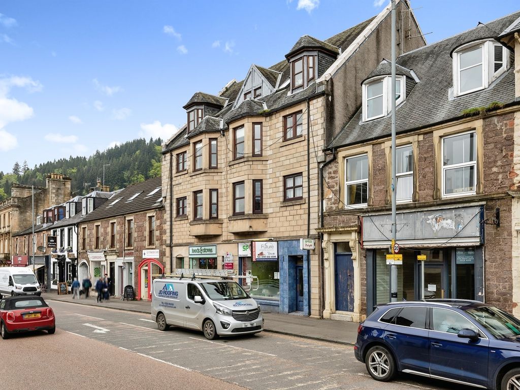 2 bed flat for sale in Main Street, Callander FK17, £110,000 Zoopla