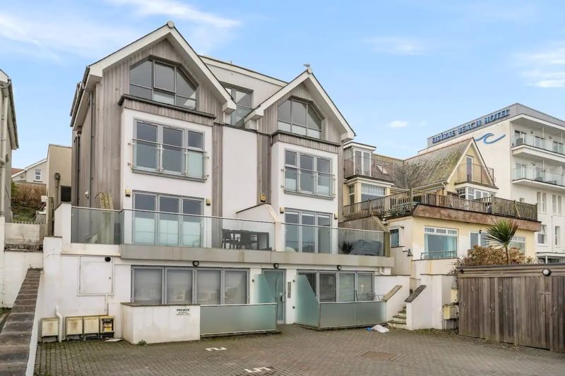 2 bed flat for sale in Esplanade Road, Newquay TR7 Zoopla