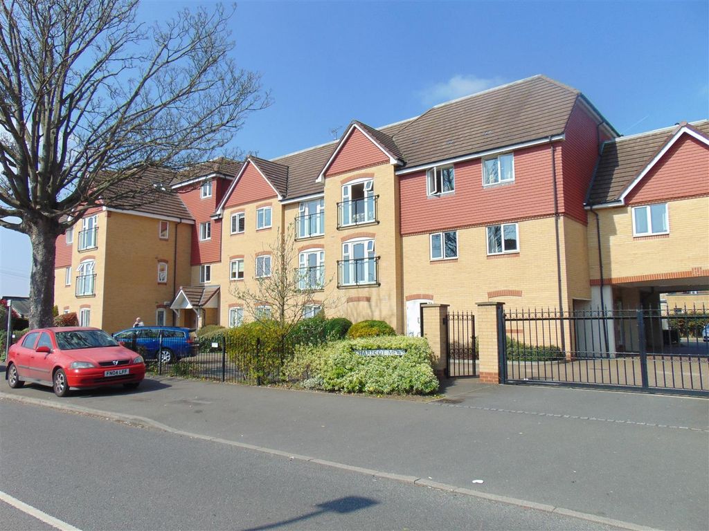 2 bed flat to rent in Bower Way, Cippenham, Slough SL1 Zoopla