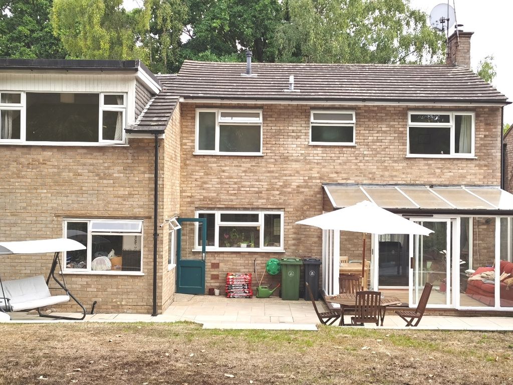 5 bed detached house for sale in The Ridings, Frimley, Camberley GU16