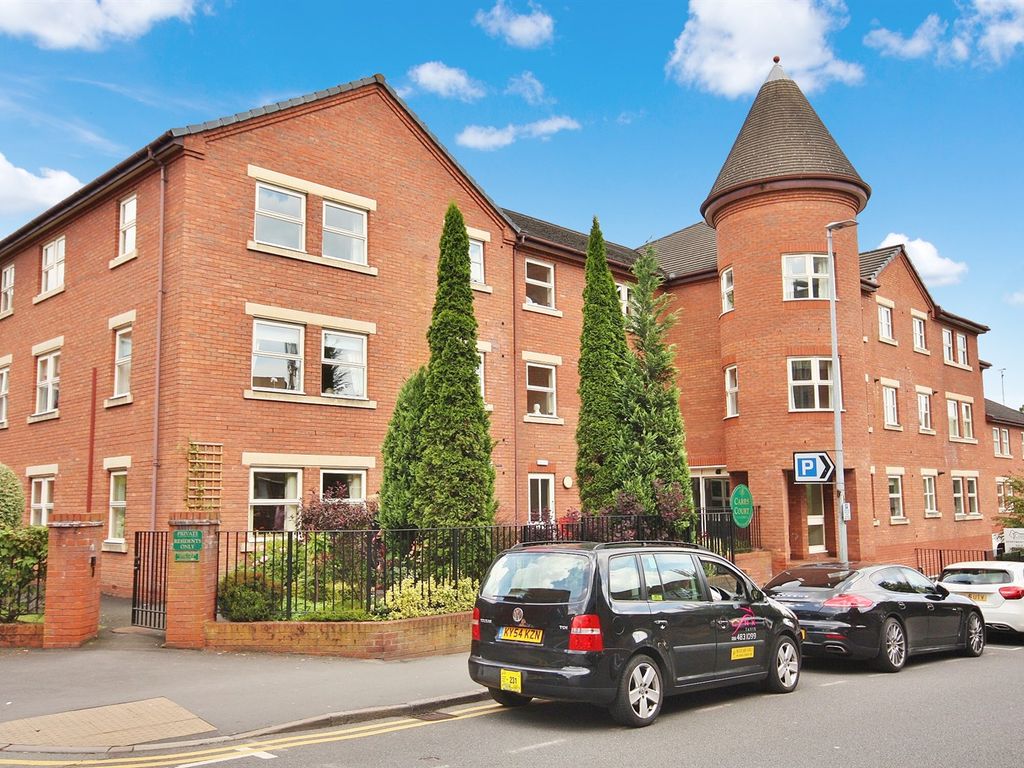 2 bed flat for sale in Church Street, Wilmslow SK9 Zoopla