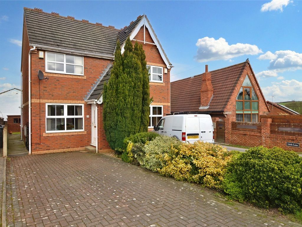 2 bed semidetached house for sale in Albion Street, Carlton, Wakefield