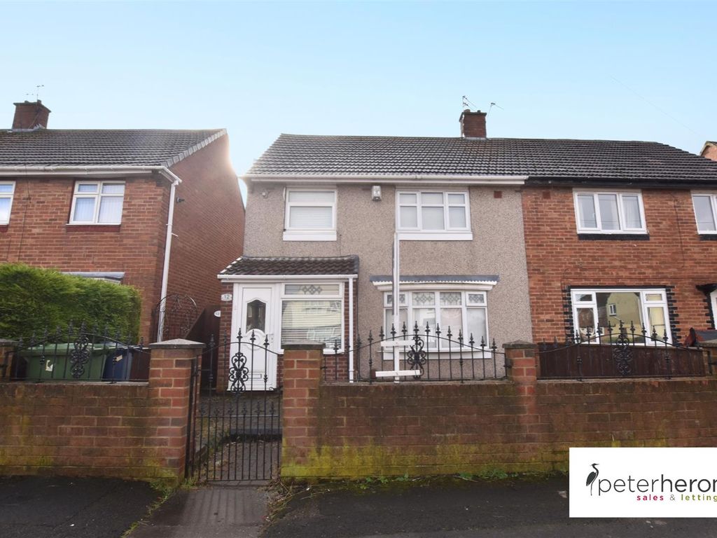 3 bed semidetached house for sale in Cheadle Road, Hylton Castle