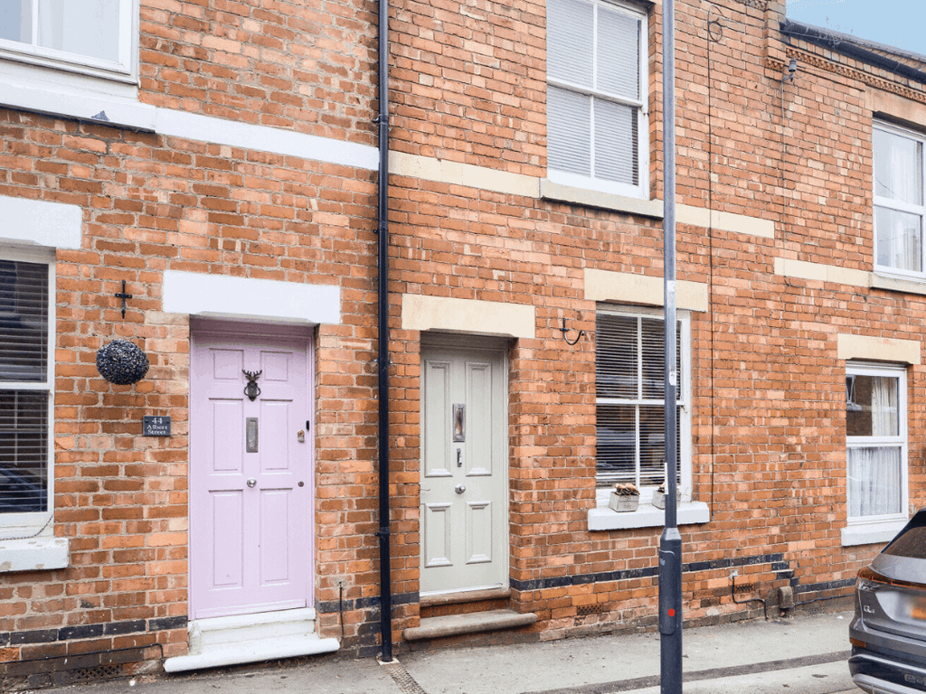 3 bed town house for sale in Albert Street, Warwick CV34, £320,000 Zoopla